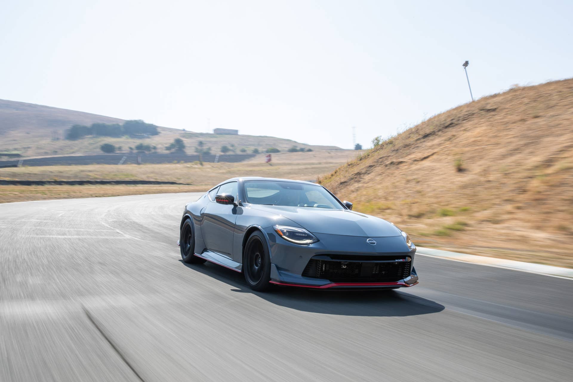 2025 Nissan Z undercuts Toyota Supra by a surprising amount - Autoblog