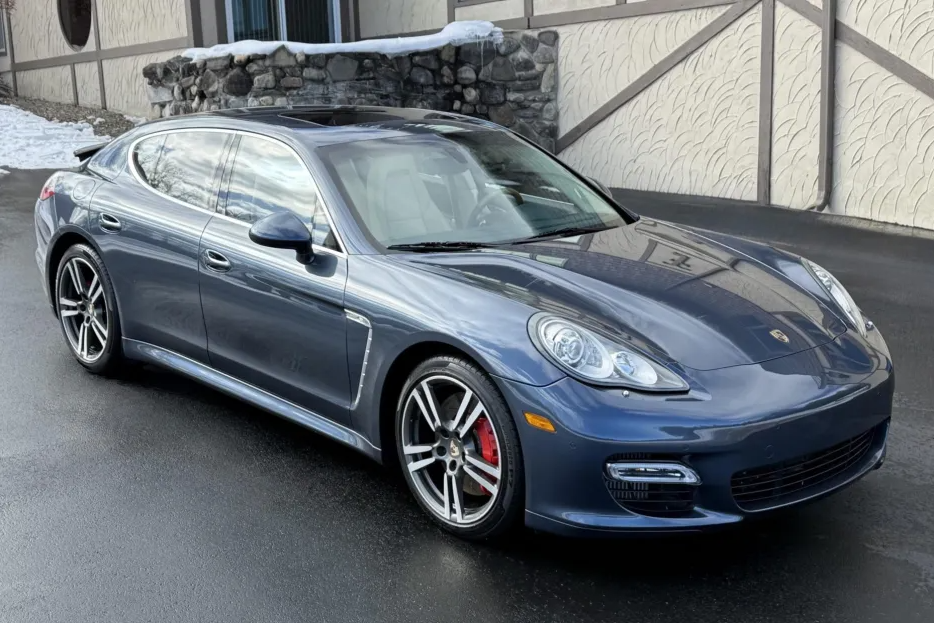 2010 Porsche Panamera