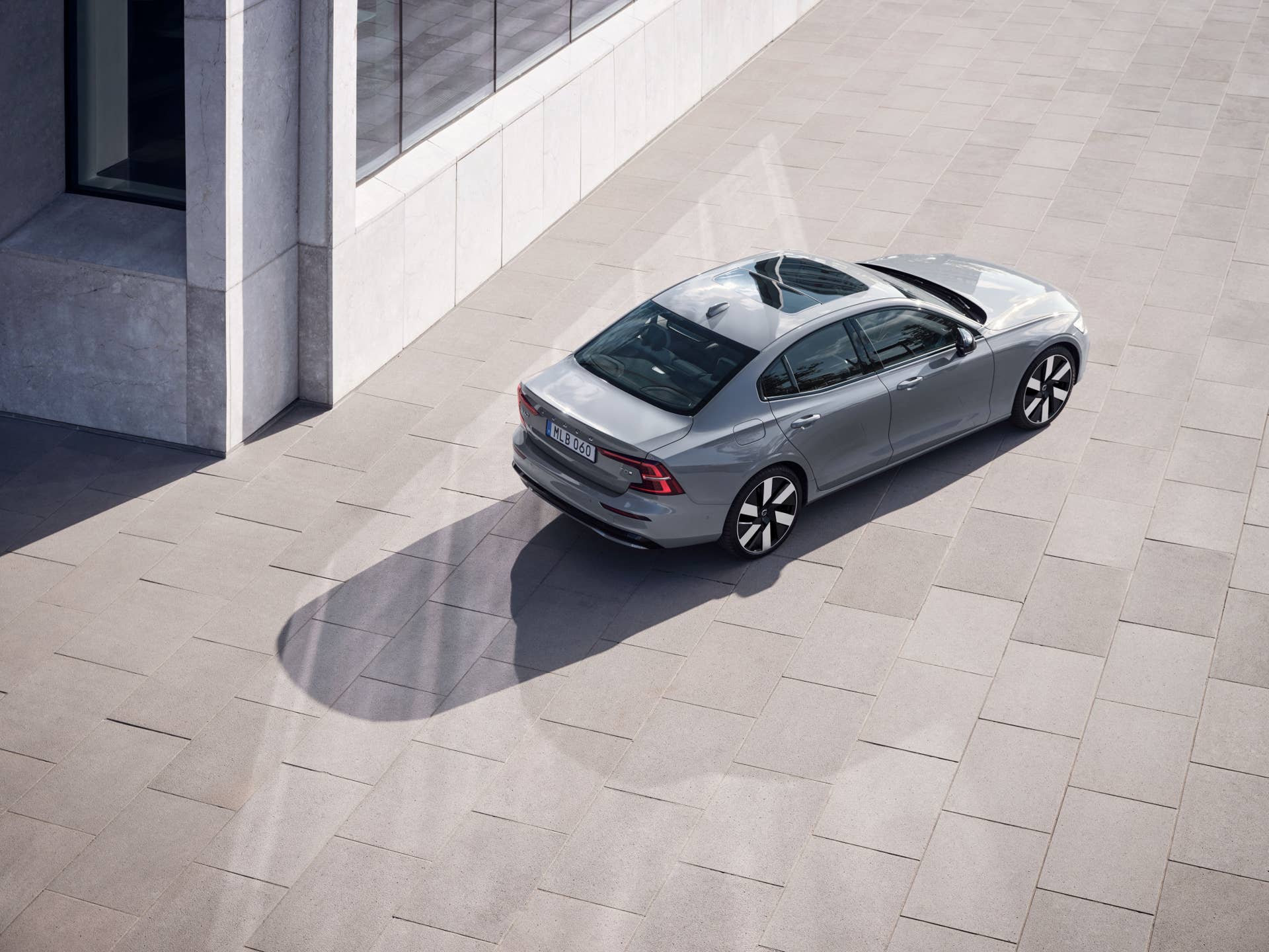 2025 Volvo S60