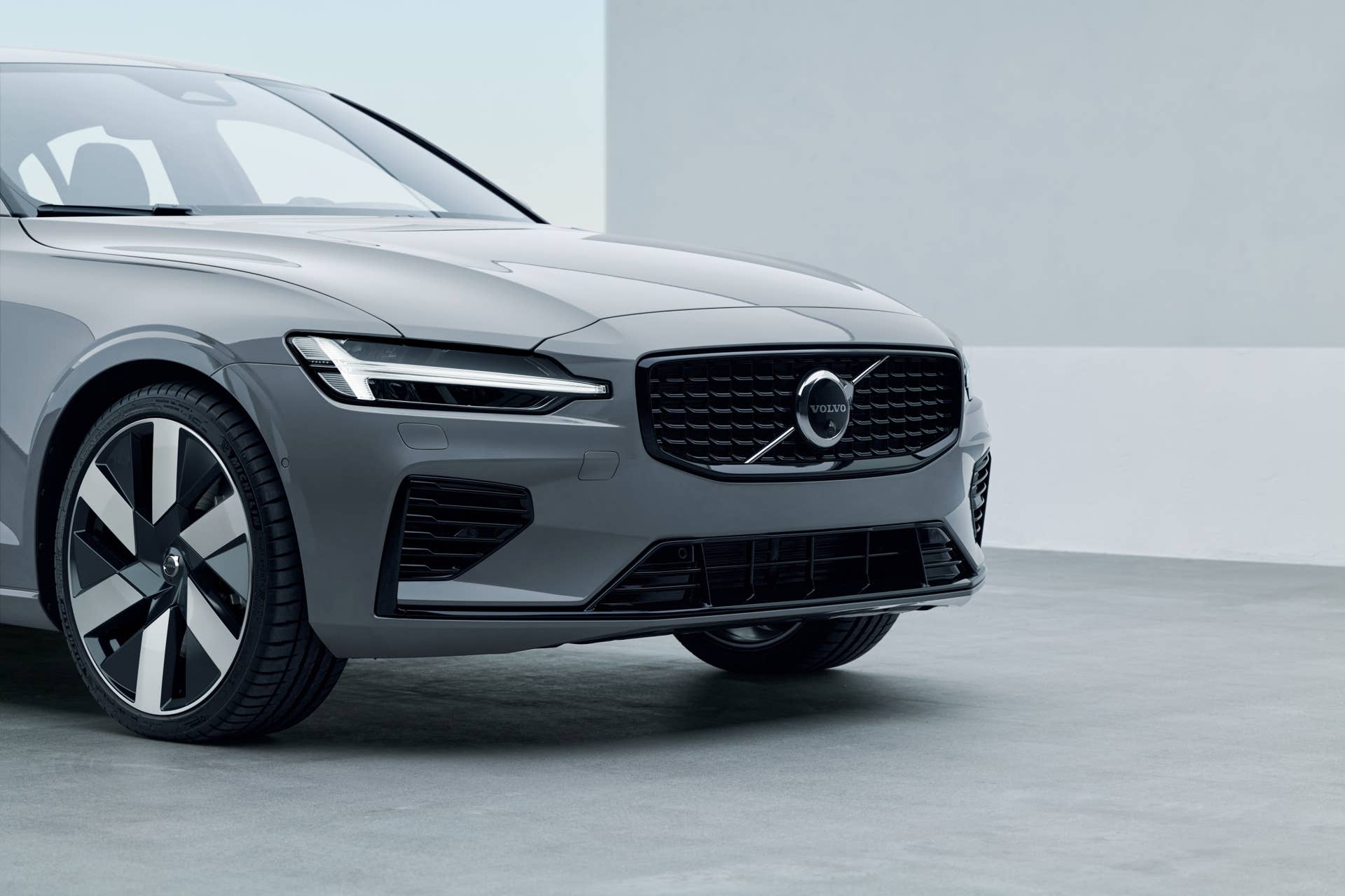 2025 Volvo S60