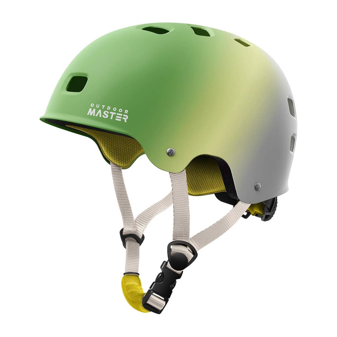Amazon’s OutdoorMaster Bike Helmet is currently over 50% off - Autoblog