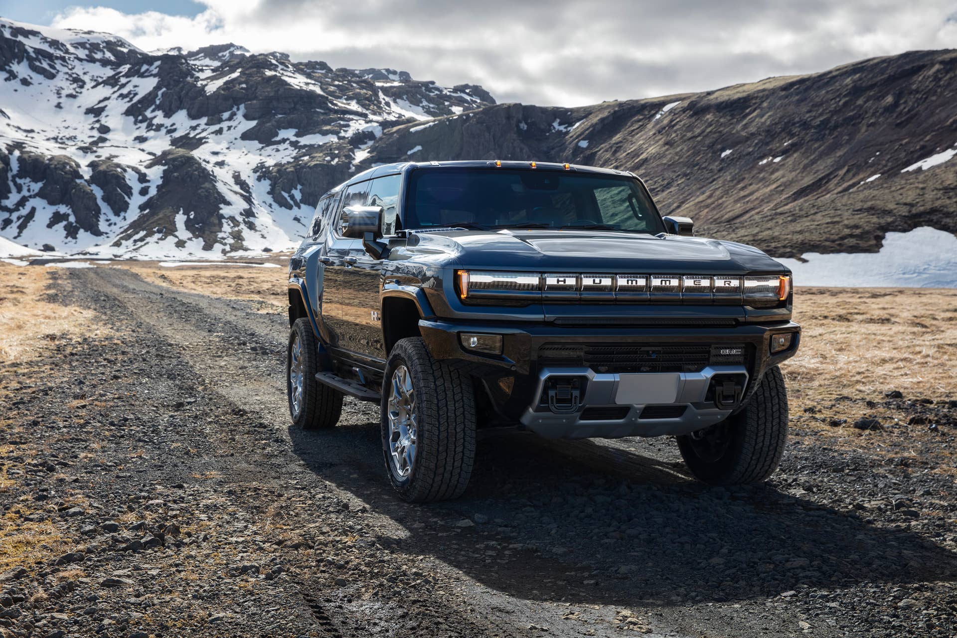 I Test Drove the 2025 Hummer EV SUV: Here's the Real Verdict - Autoblog