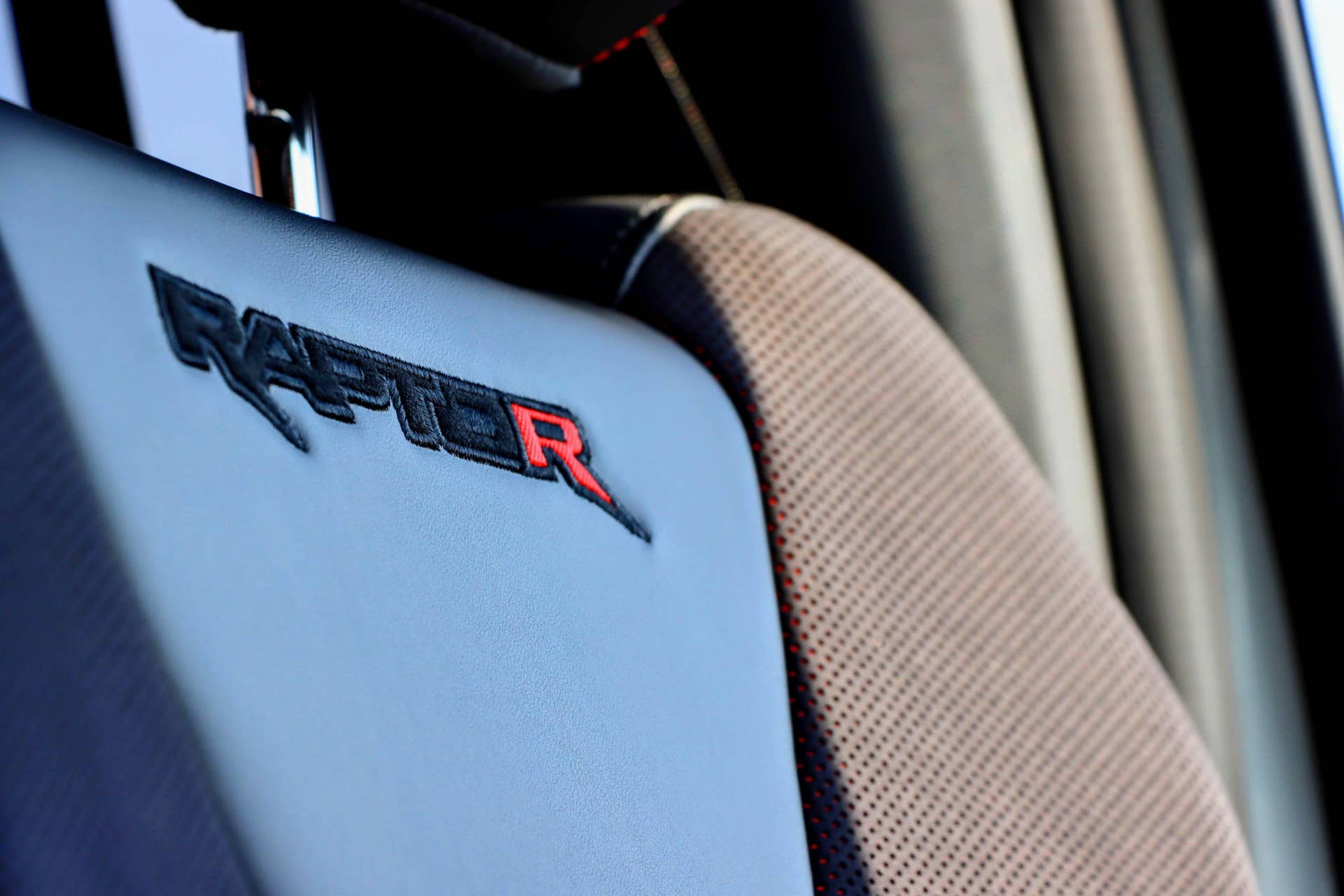 Anchor Room Raptor R I Test Drove the 2025 Ford Raptor R: Here’s the Real Verdict - Autoblog