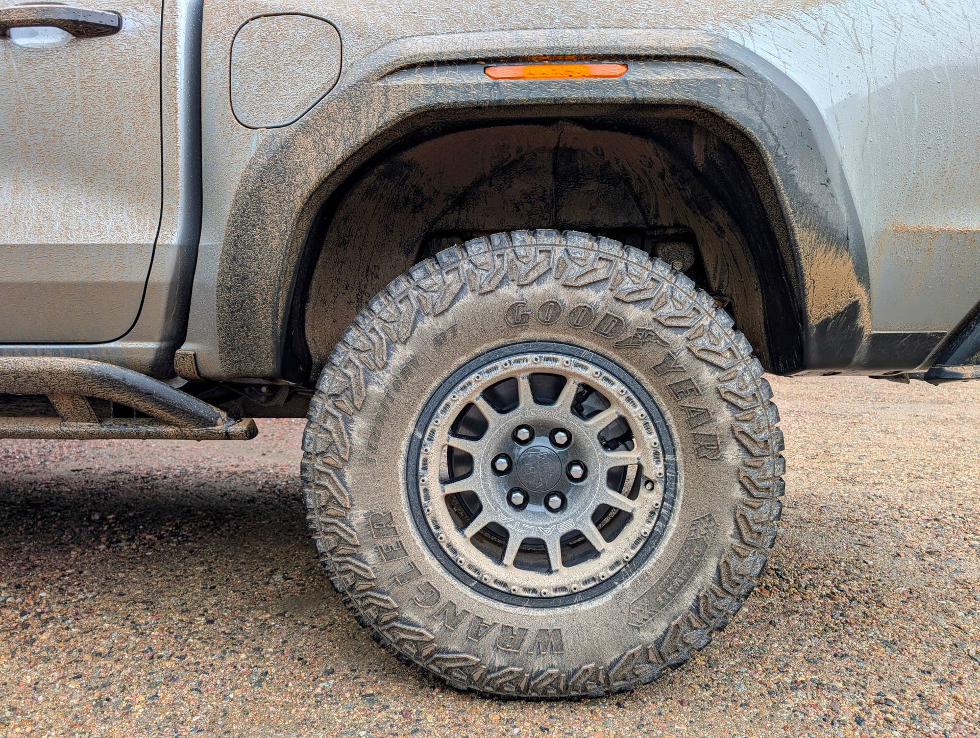 Tire of the 2025 GMC Canyon AT4X AEV