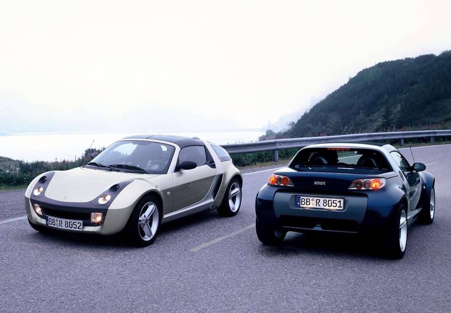 2003 Smart Roadster front and rear on-road