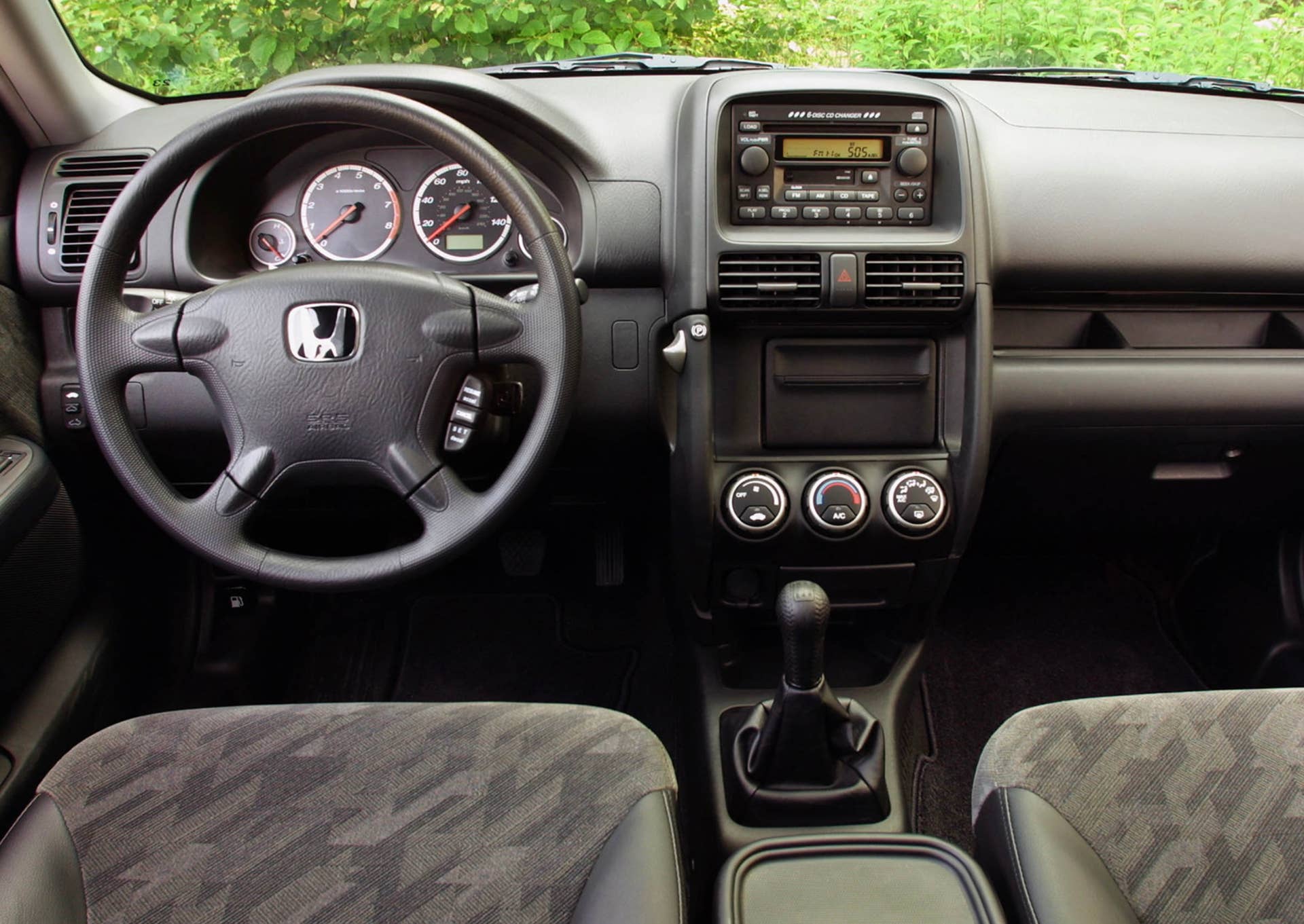 2003 Honda CR-V interior