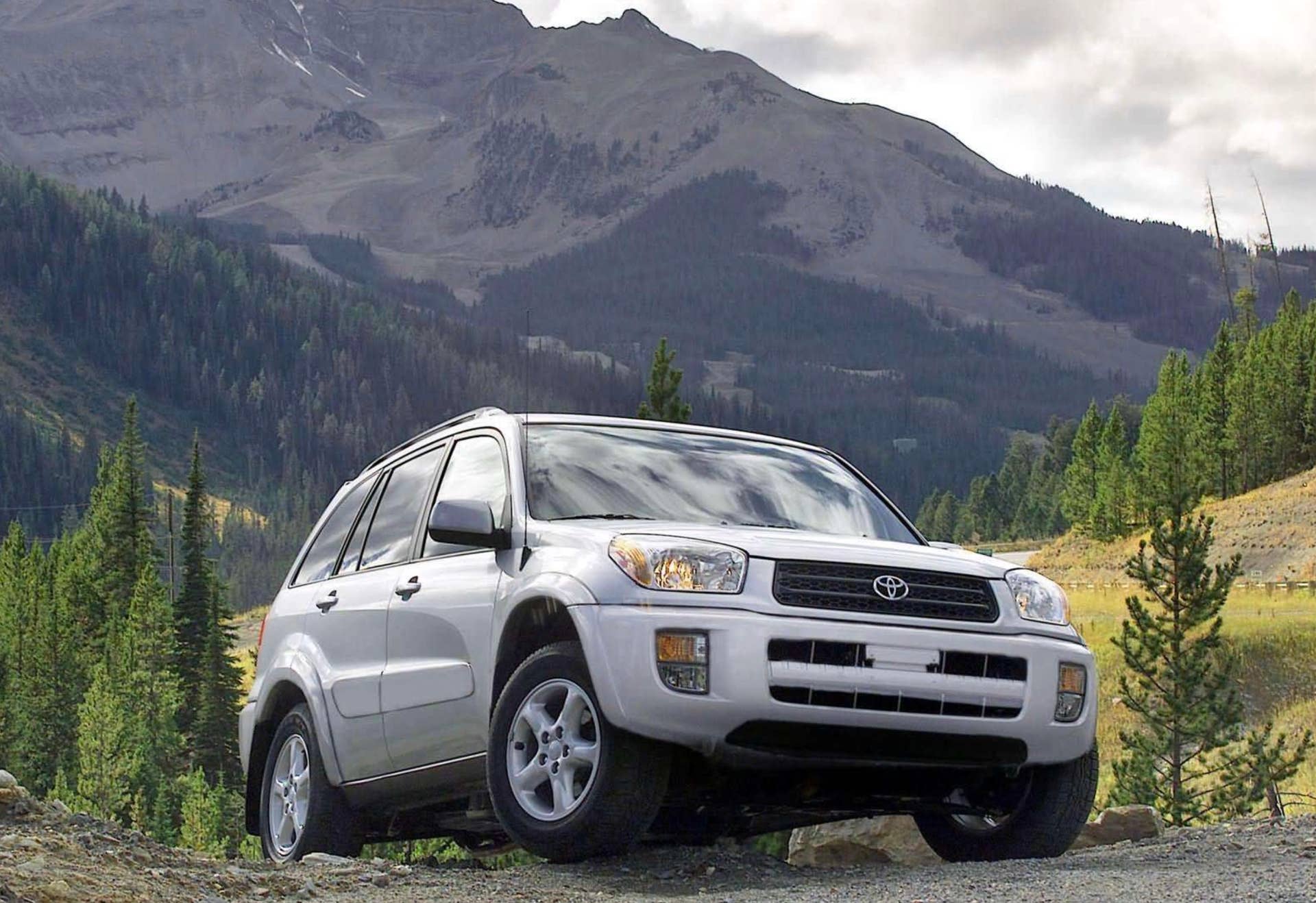3rd Gen Rav4 Toyota RAV4 Generations: Full Evolution From 1996 To 2025 - Autoblog