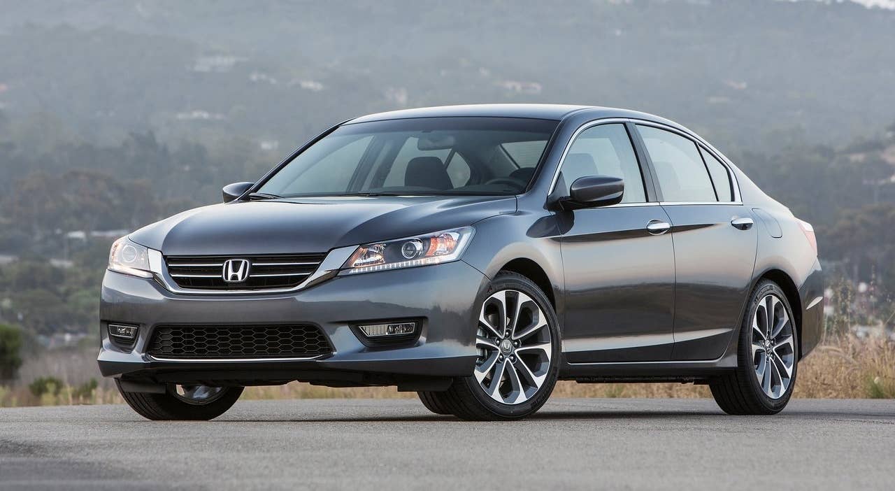2013 Honda Accord front quarter static