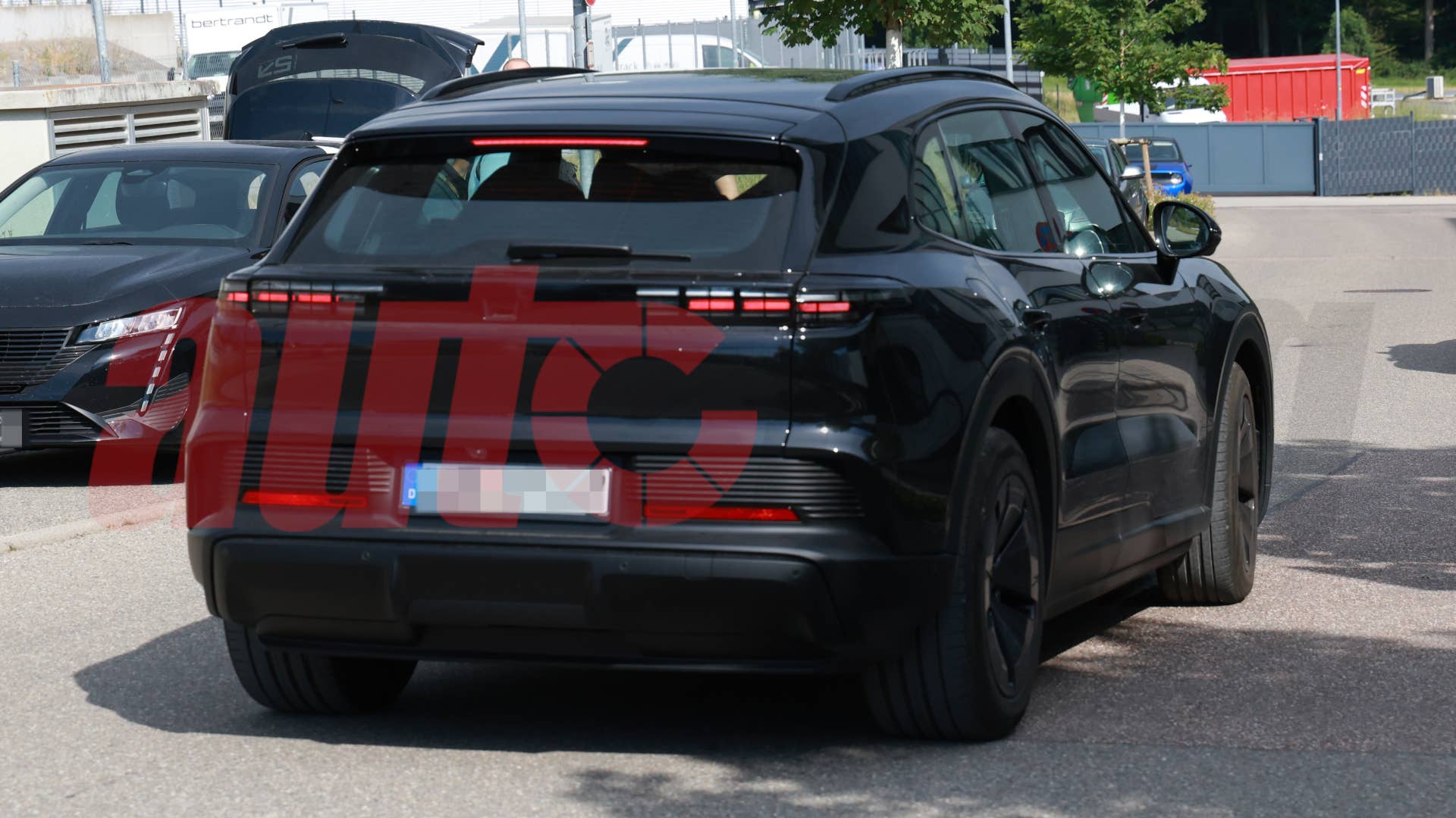2027 Porsche Cayenne EV Reveals Its Swanky Interior For The First Time ...