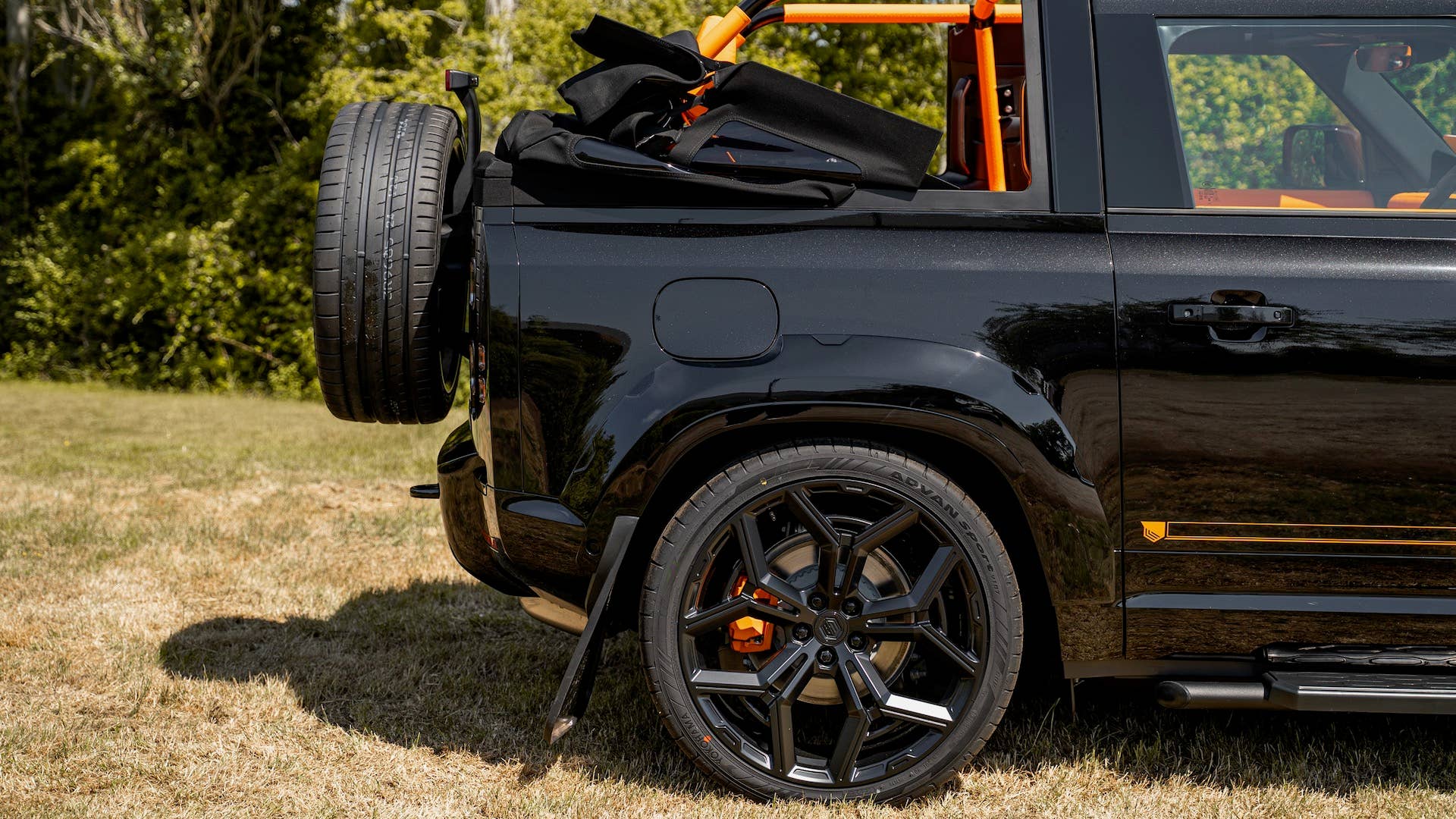 Radica Rover Radical Land Rover Defender 90 Convertible Debuts At Goodwood - Autoblog