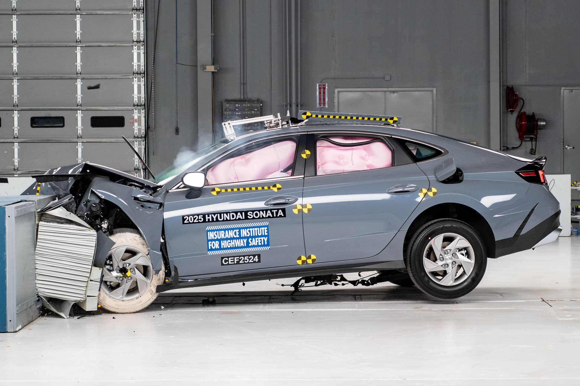 Hyundai Sonata IIHS Crash Test