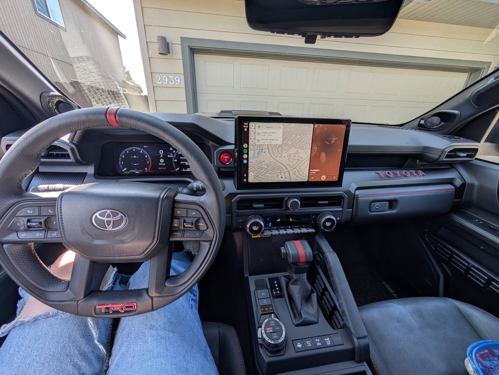 I Drove the 2025 Toyota 4Runner TRD Pro vs. Jeep Wrangler Rubicon 4xe ...