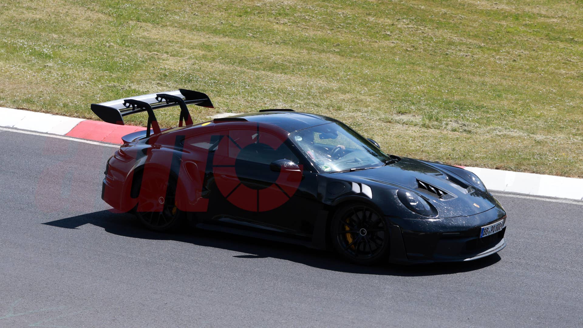 992 Porsche 911 GT2 RS spy shot