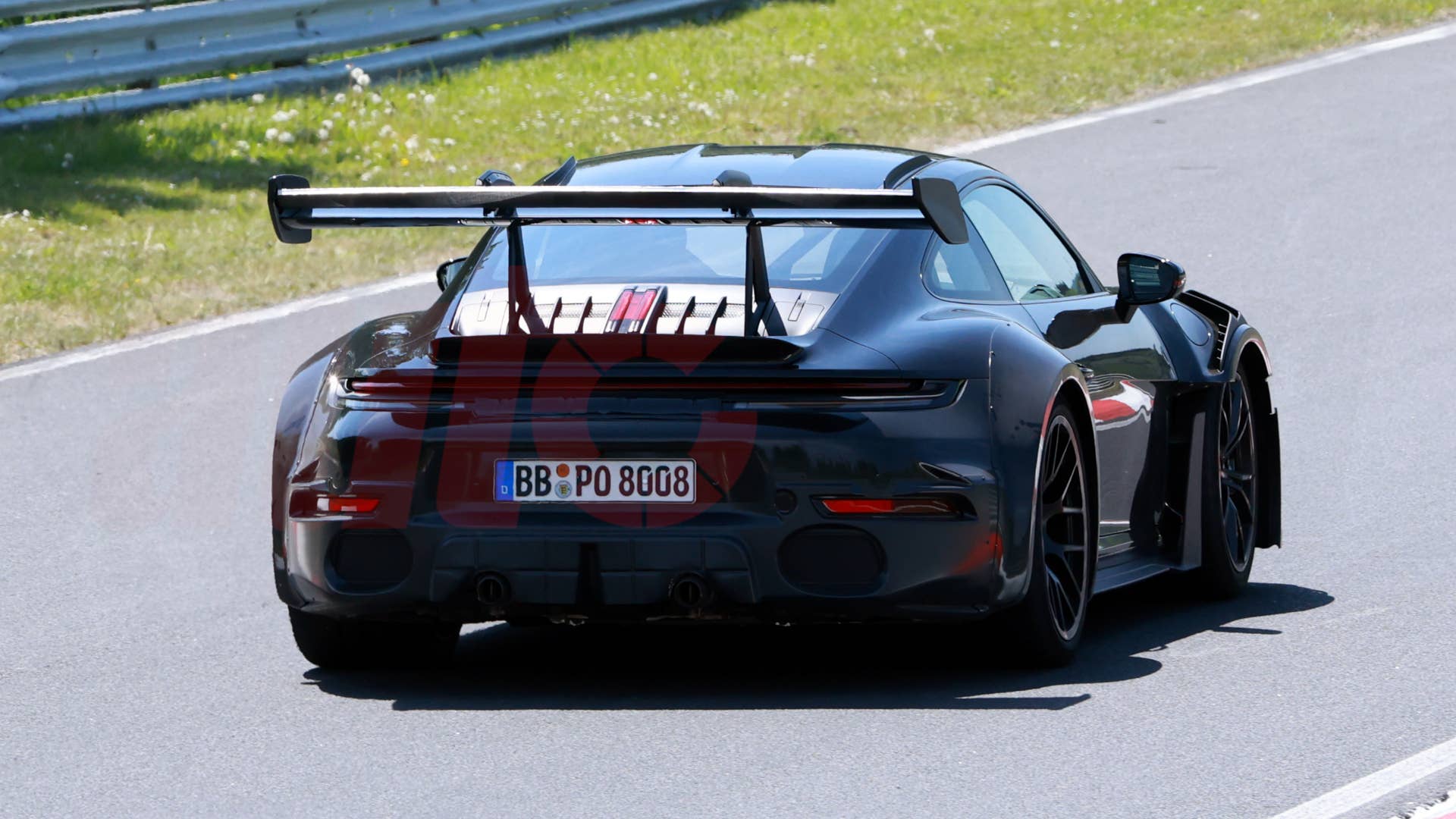 992 Porsche 911 GT2 RS spy shot