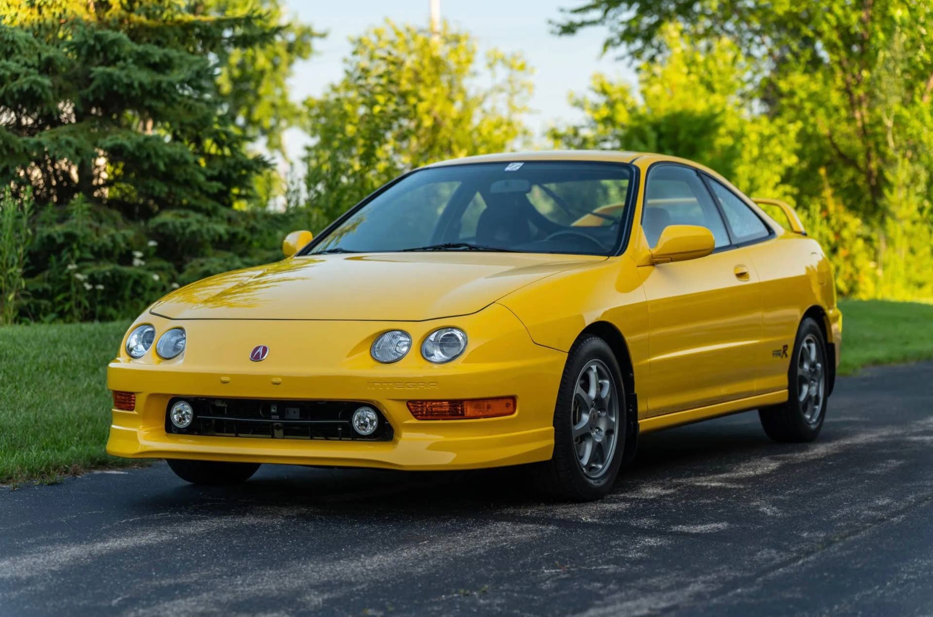 2001 Integra There's ONE Day Left To Buy This 5k-Mile 2001 Acura Integra Type R ...