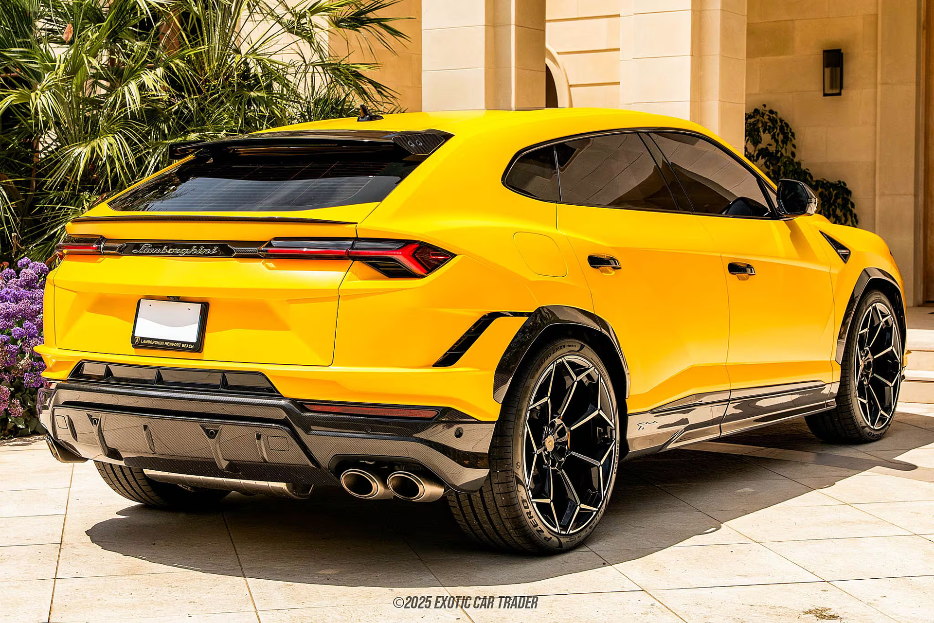 2024 Lamborghini Urus Performante