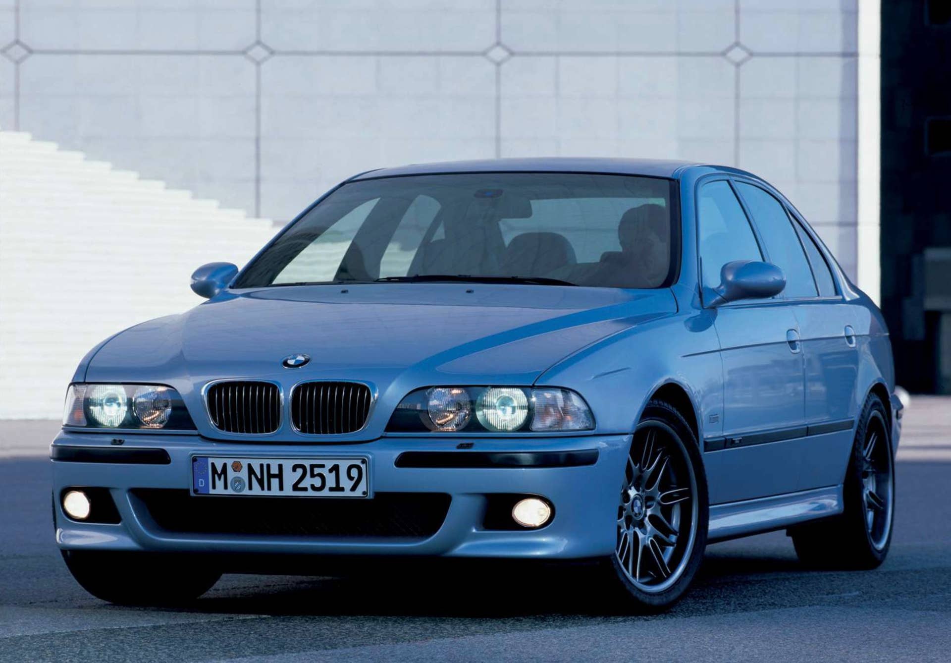 BMW M5 E39
