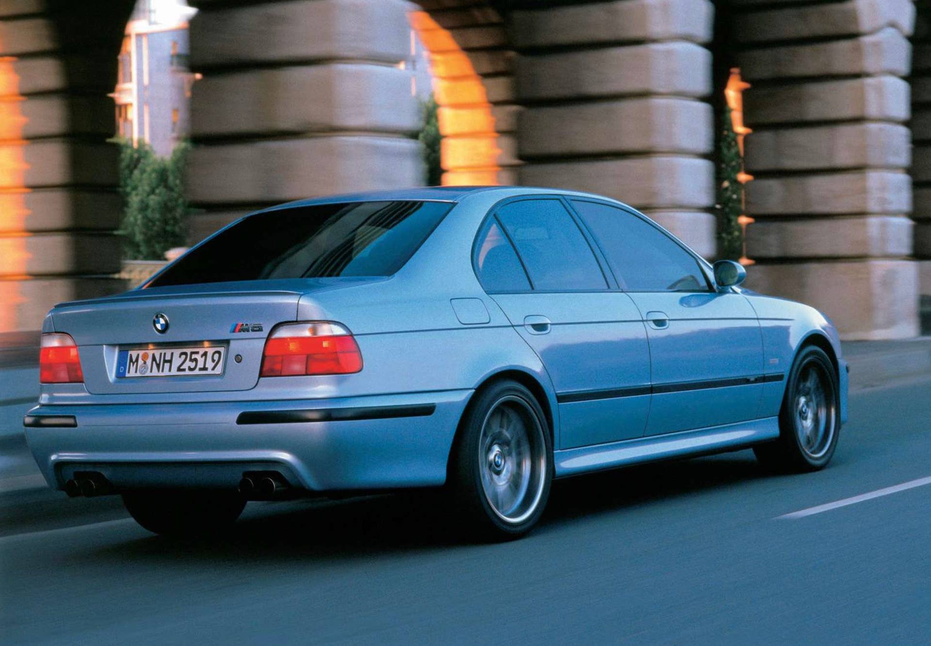 BMW M5 E39
