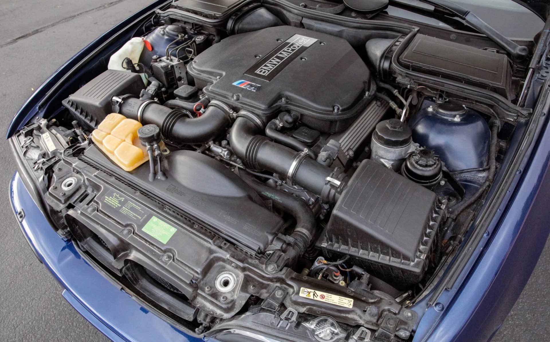 2001 BMW M5