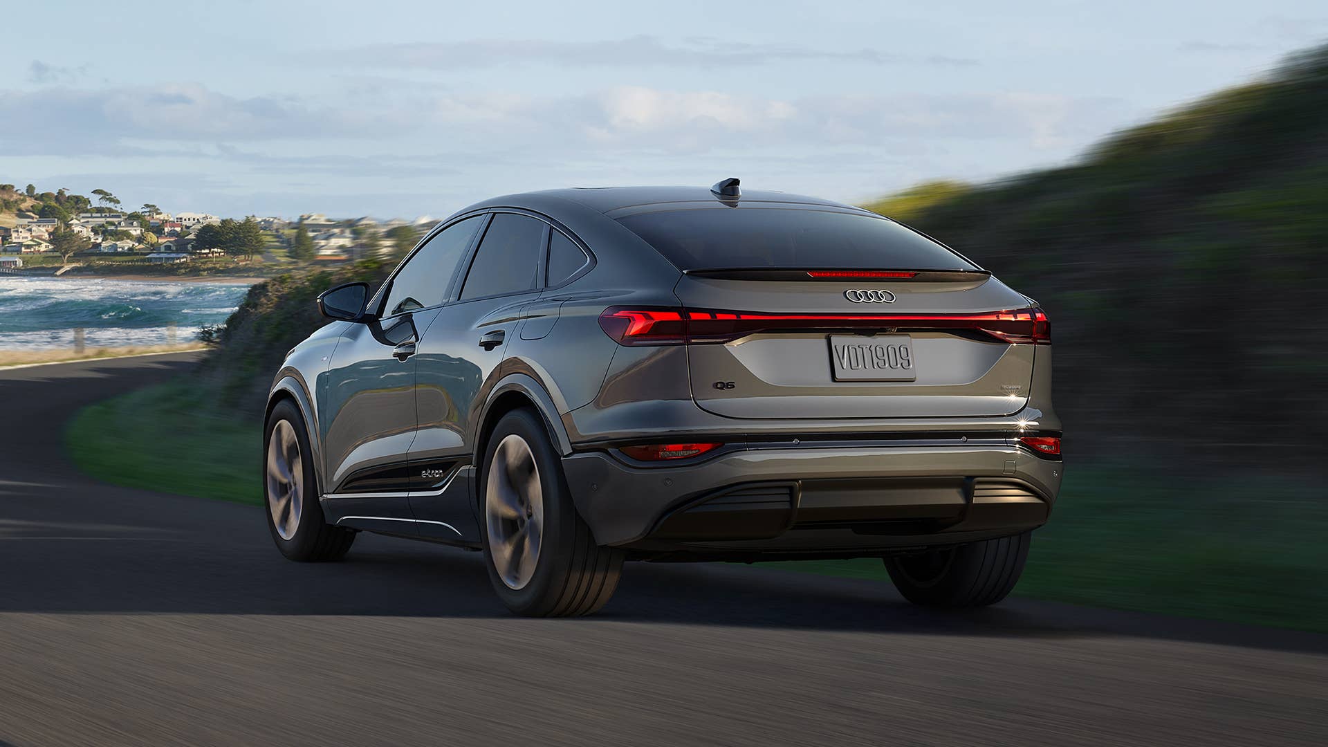 2025 Audi Q6 Sportback e-tron