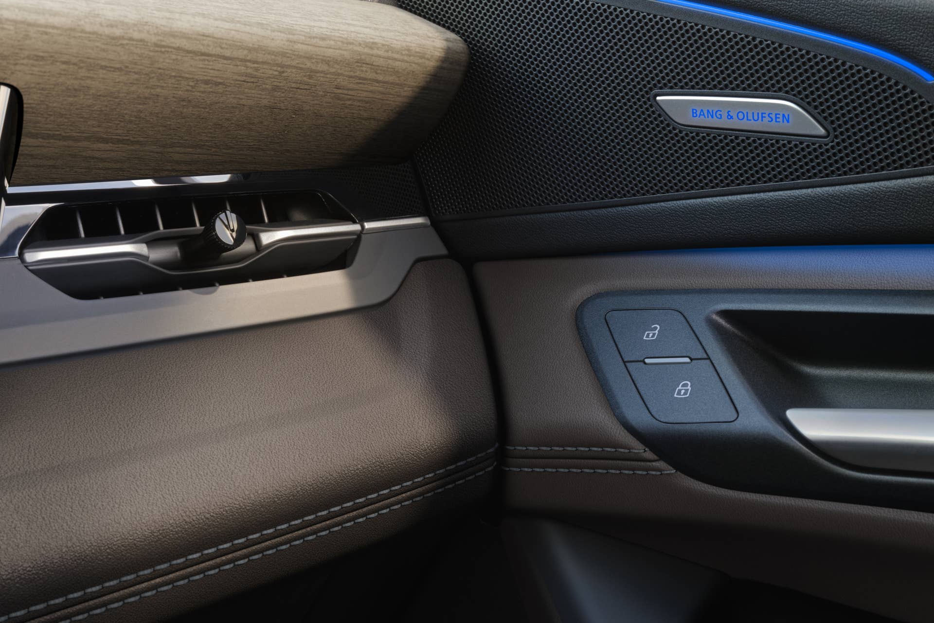 2025 Audi Q6 Sportback e-tron