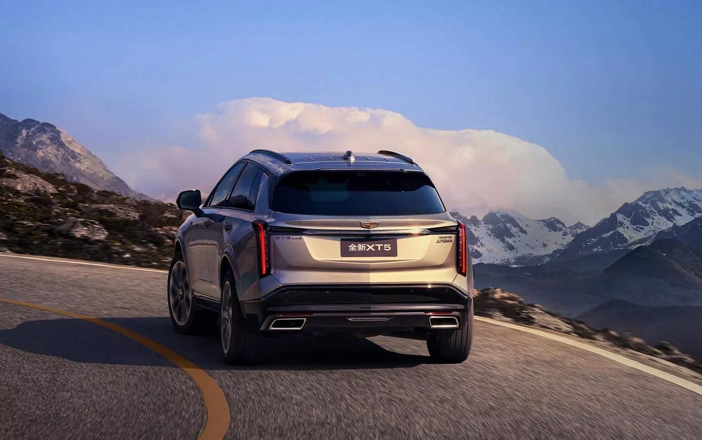 START　XT2　XT4　XT5 Next-Gen Cadillac XT5 Being Considered For U.S. Market