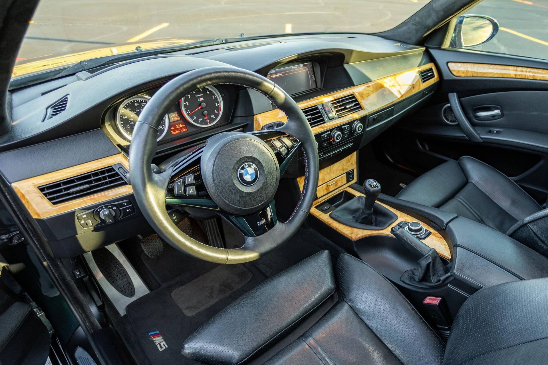 535Xi-based E61 BMW M5 Touring