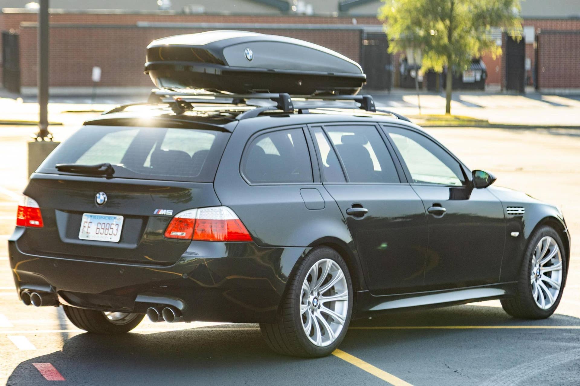535Xi-based E61 BMW M5 Touring