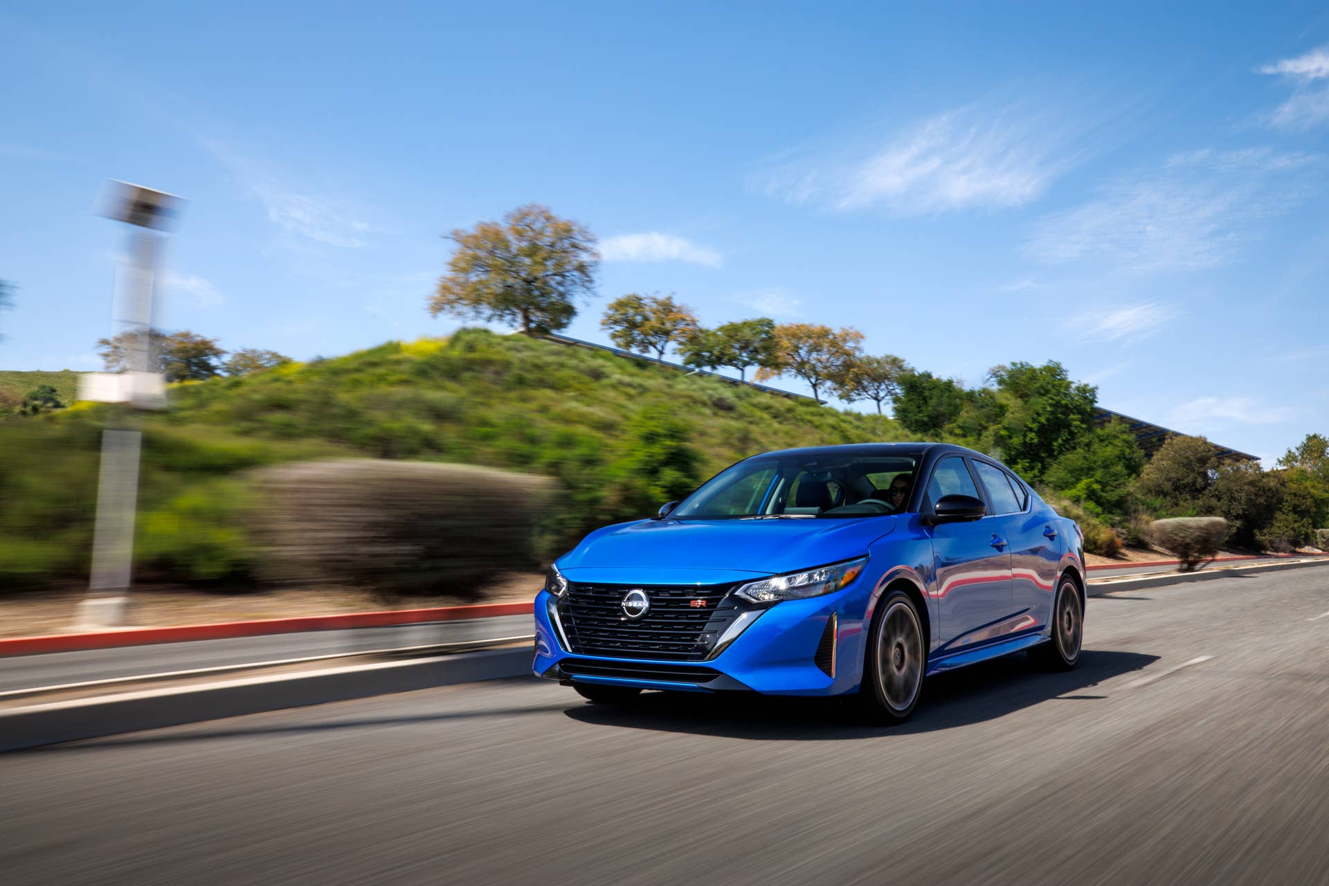 2025 Nissan Sentra Review, Specs, Pricing, and Warranty - Autoblog