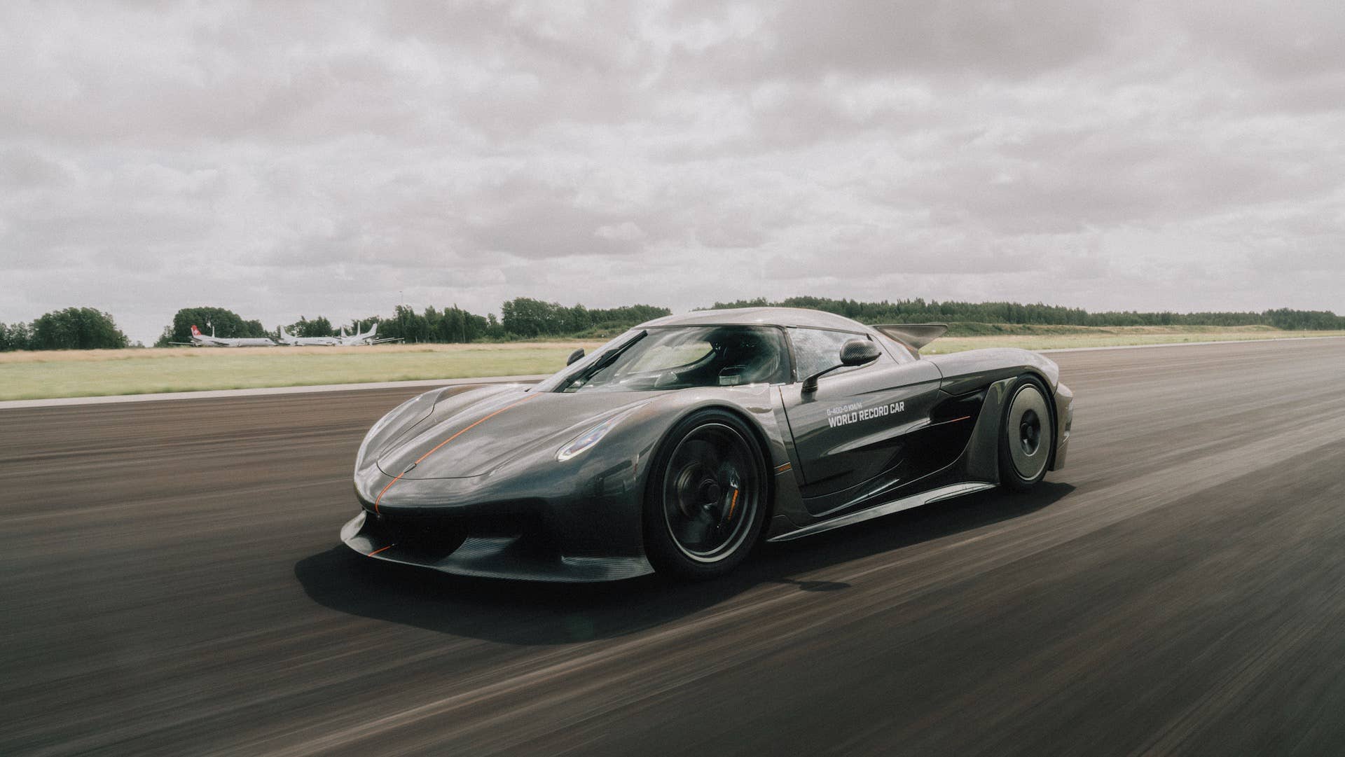 Koenigsegg Jesko Absolut 2025 0-249-0 mph record attempt