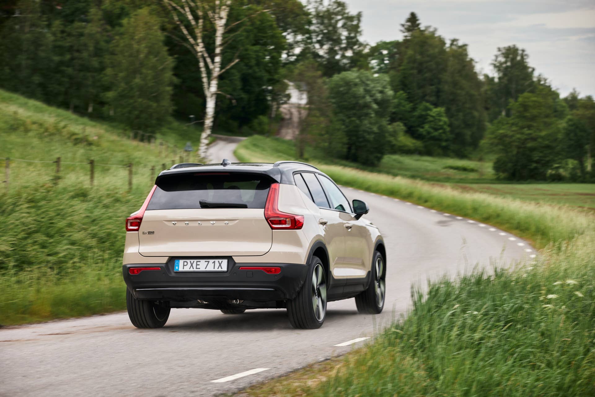 The rear end of the Volvo EX40 Twin Motor Ultra