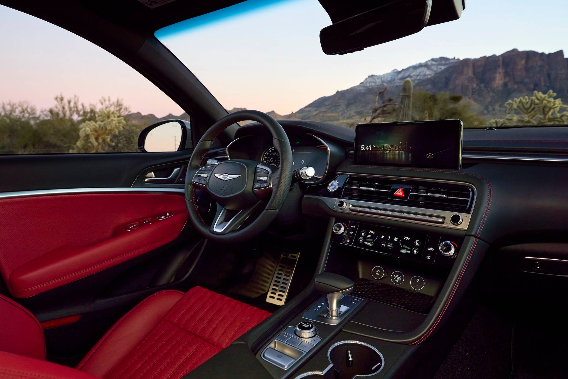 2025 Genesis G70