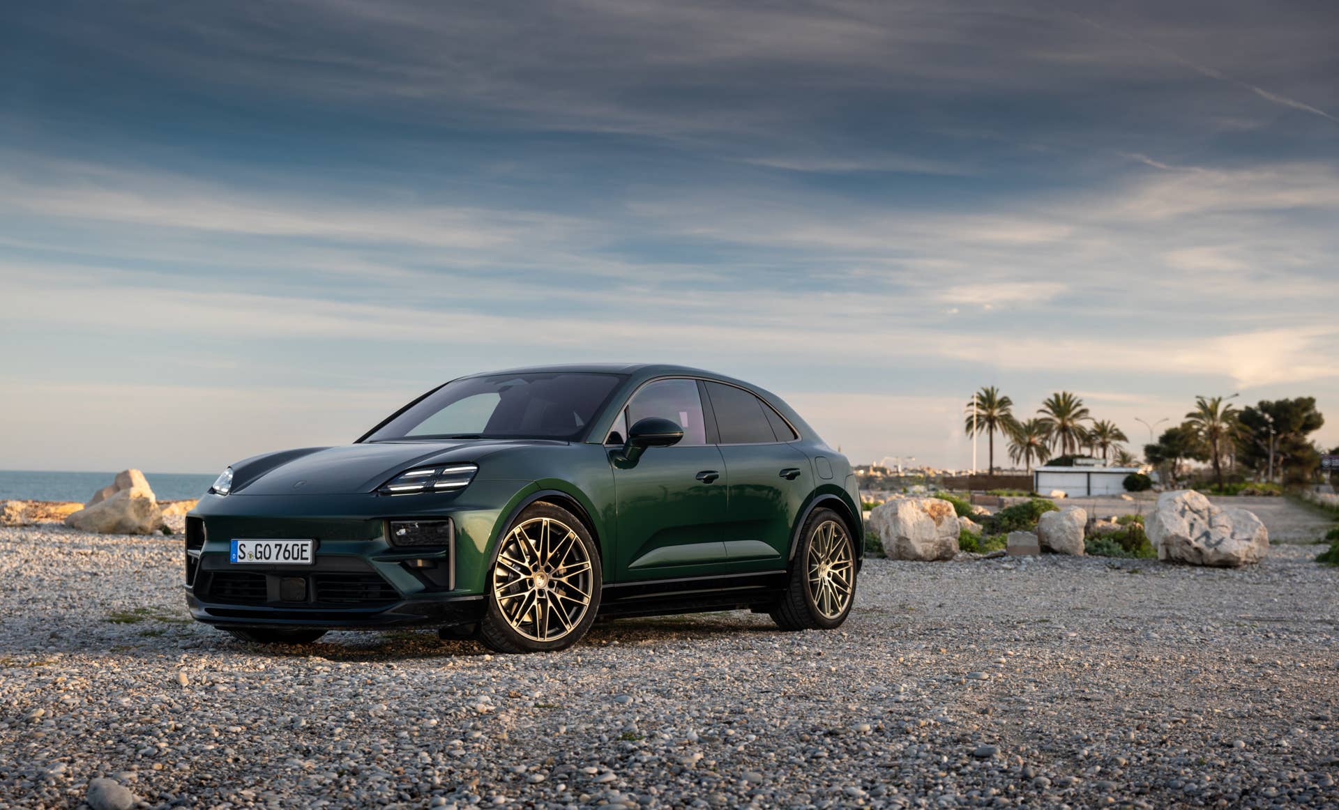 Porsche Macan Turbo Electric