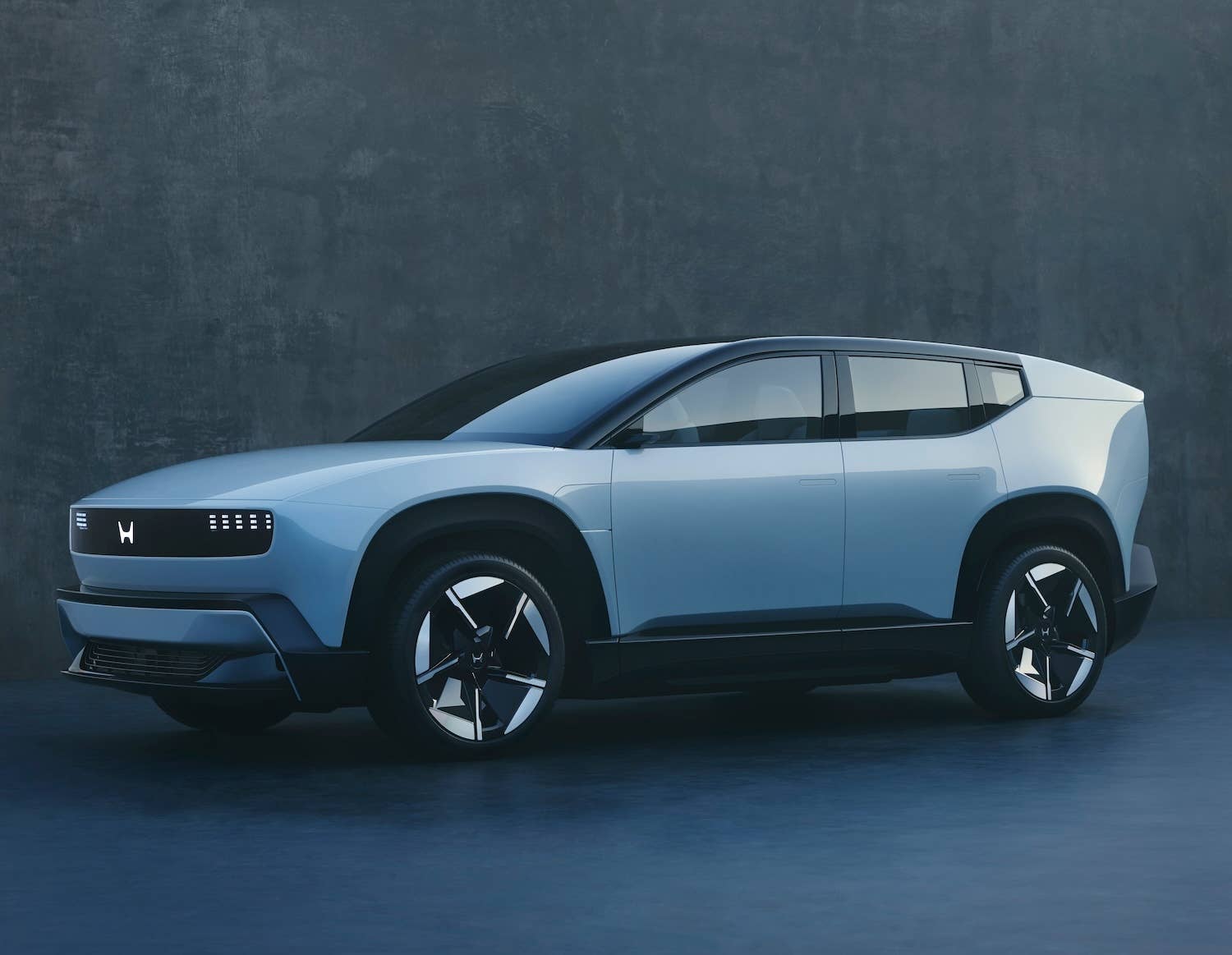 Honda SUV front quarter