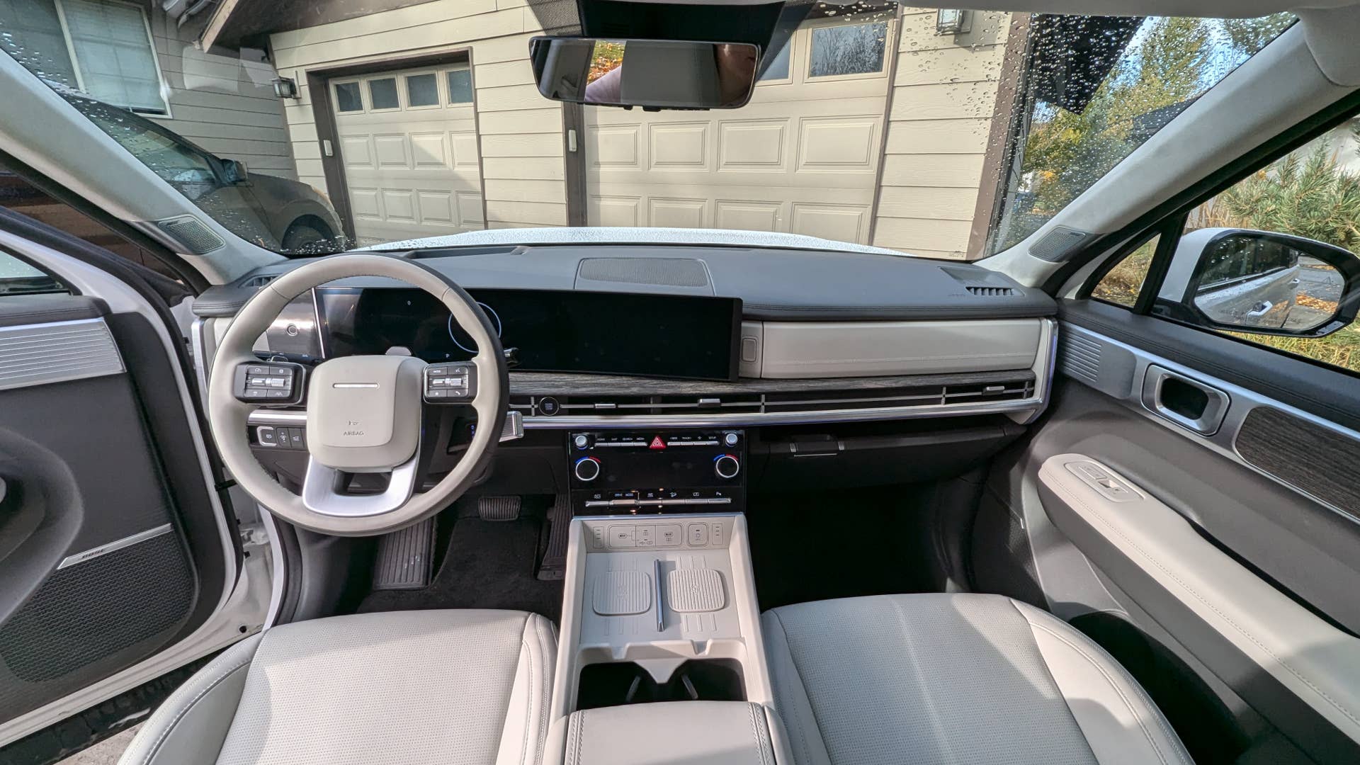 I Put My Family in the 2025 Hyundai Santa Fe Hybrid. Here's My Honest ...