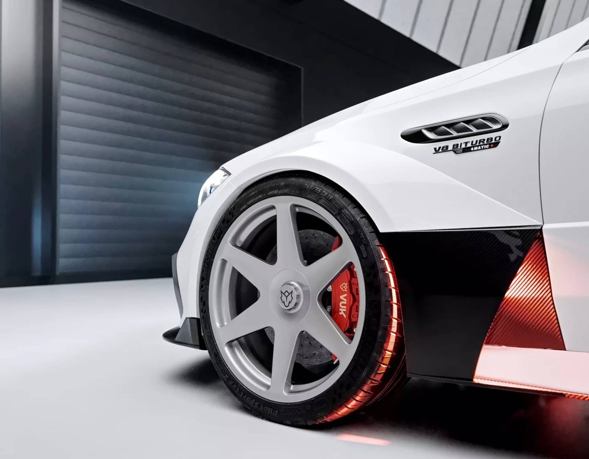 Mercedes-AMG C63 - Vuk EVOlution X