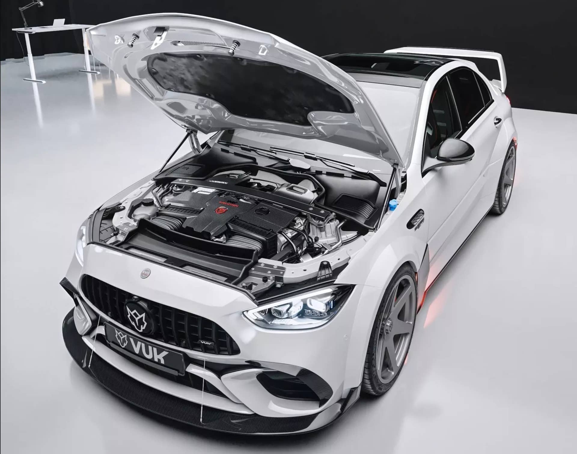 Mercedes-AMG C63 - Vuk EVOlution X