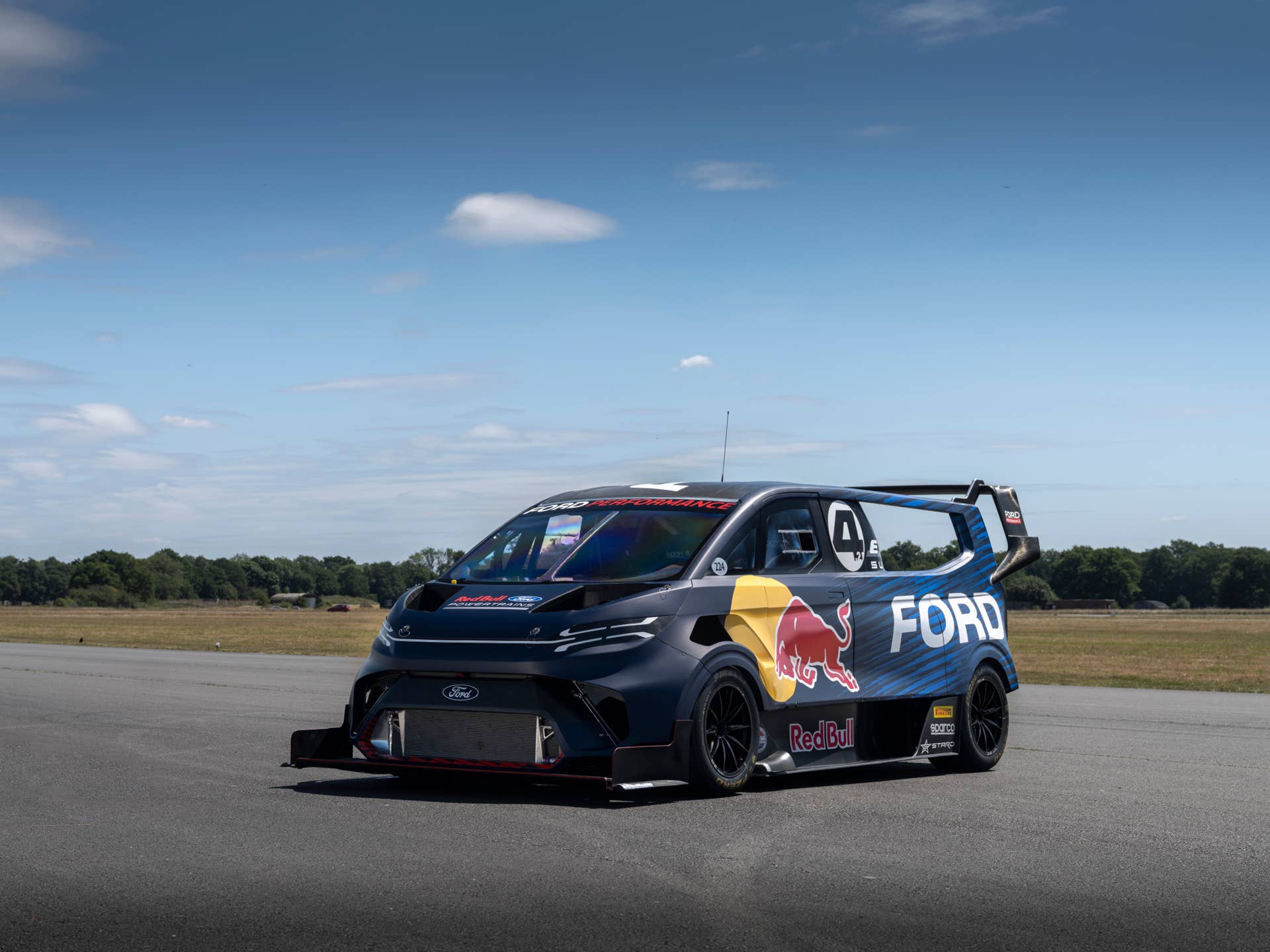 Ford Transit SuperVan Crushes Corvette ZR1X’s Nürburgring Time - Autoblog