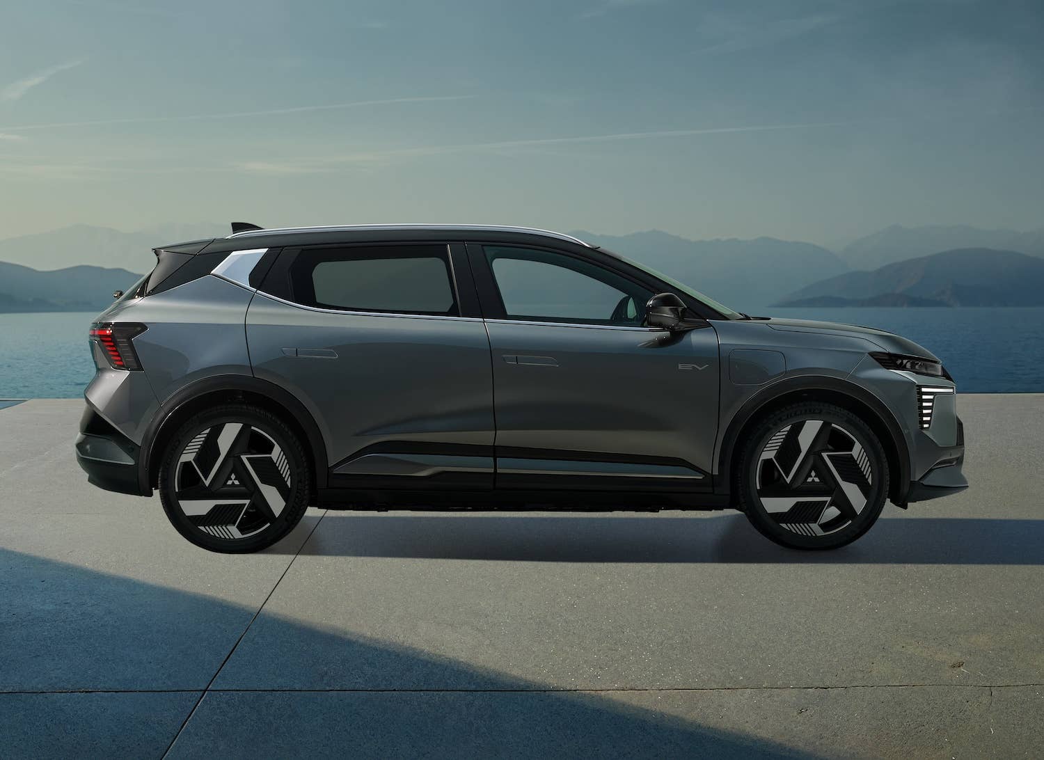 Mitsubishi Eclipse Cross EV side profile