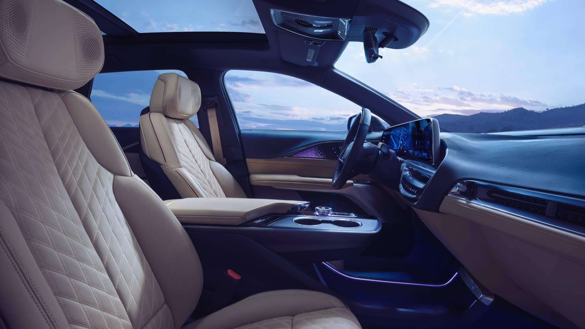 Interior shot of the first row in the 2025 Cadillac LYRIQ Luxury.