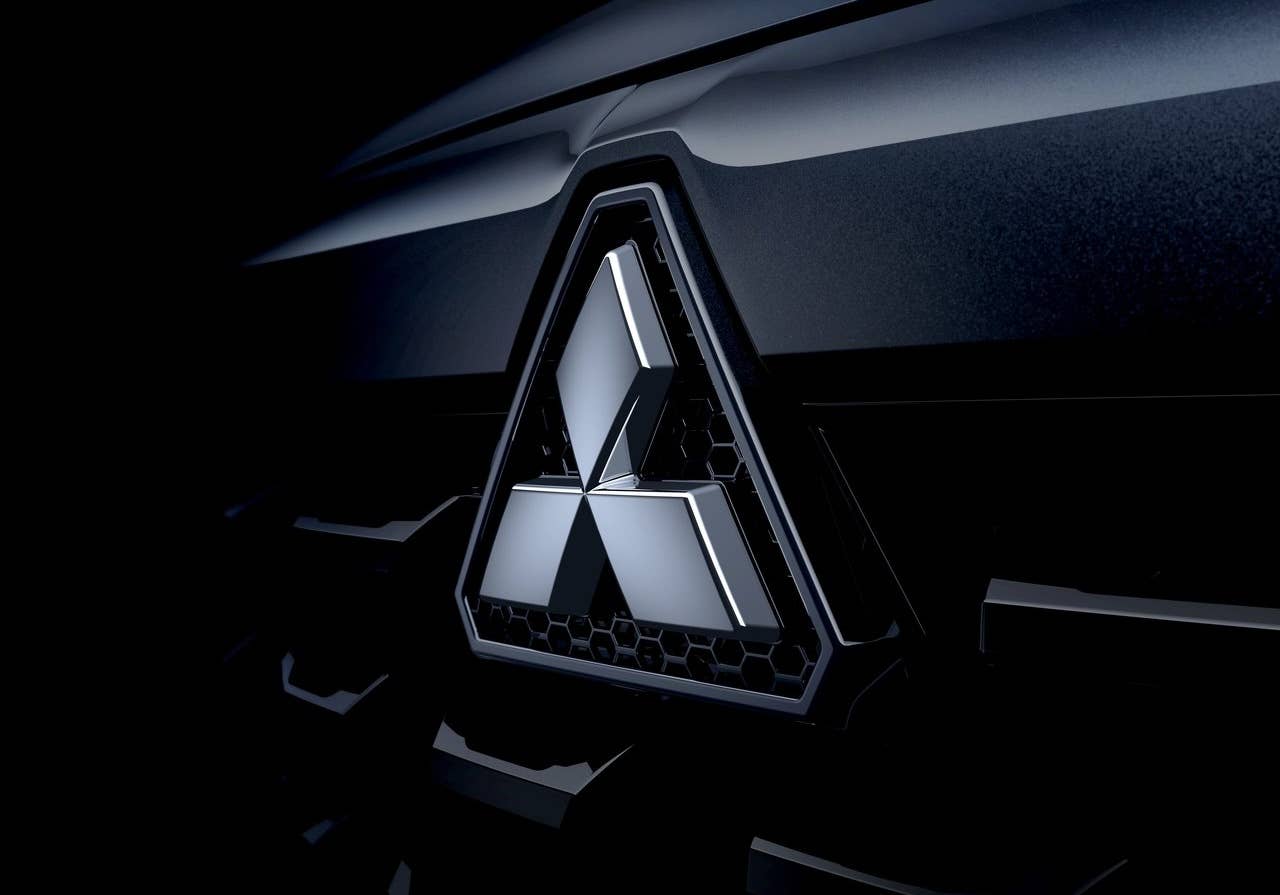 Mitsubishi Badge