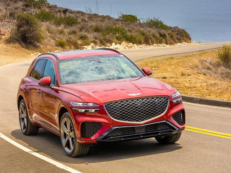2025 Genesis GV70 vs. 2025 BMW X3: 5 Major Differences - Autoblog