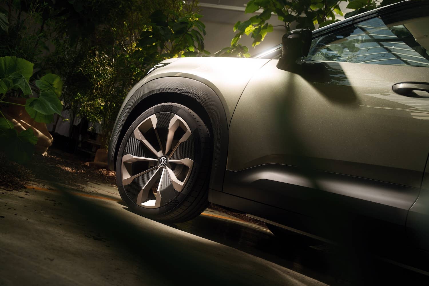 Volkswagen ID. Cross Concept wheels detailed