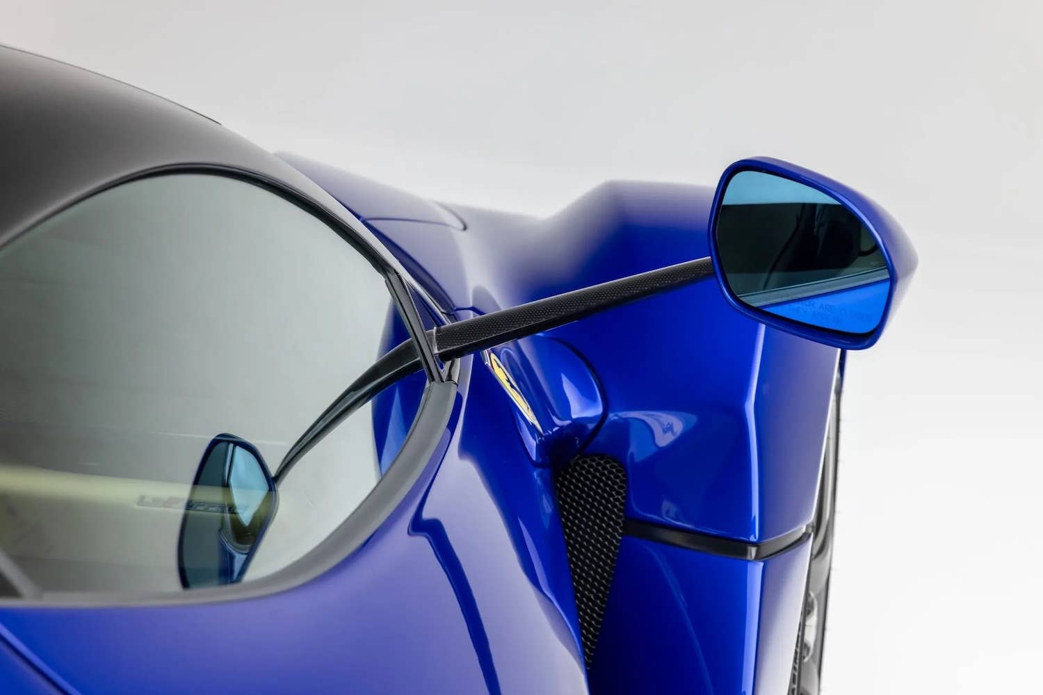 2014 Ferrari LaFerrari Blue Elettrico side mirror