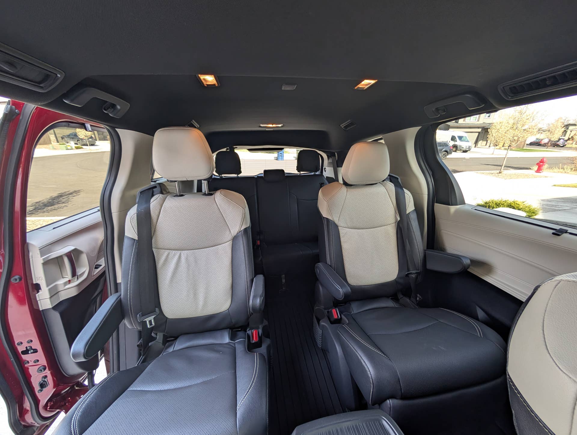 The second and third row of the Toyota Sienna Platinum Hybrid