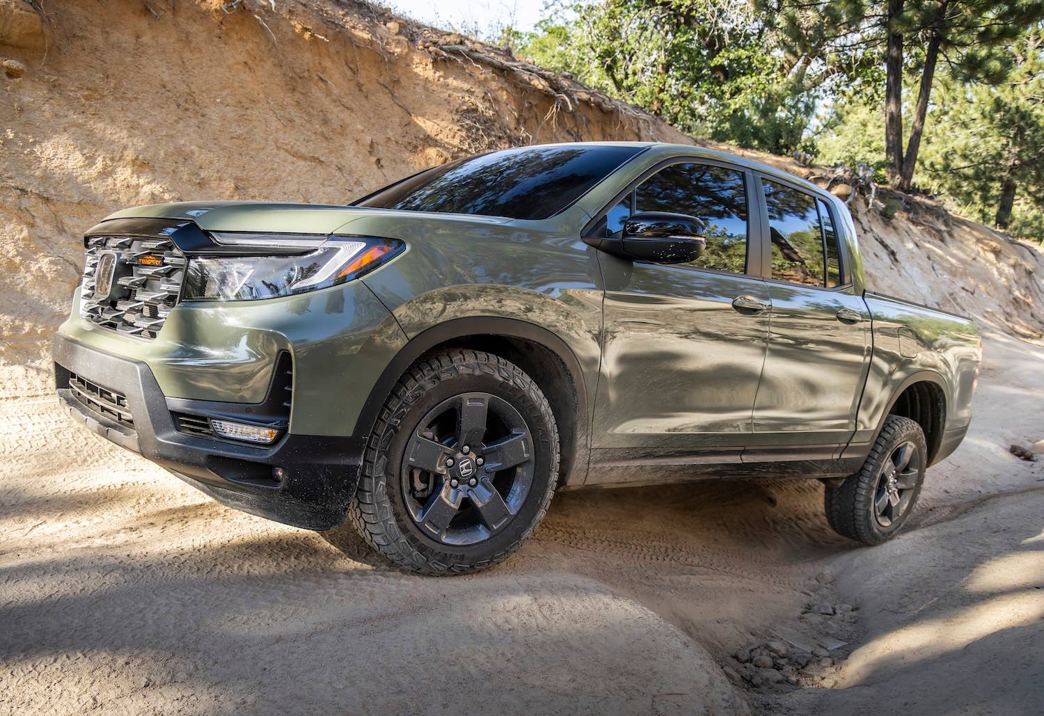 2026 Honda Ridgeline TrailSport side profile dynamic