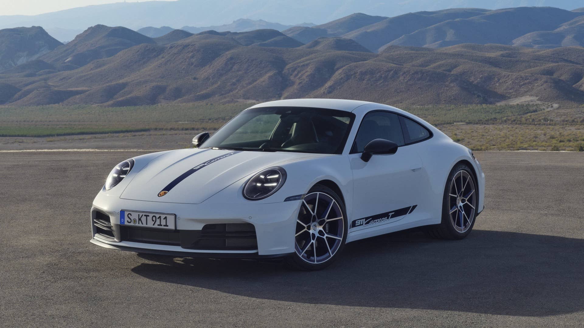 2025 Porsche 911 Carrera T coupe