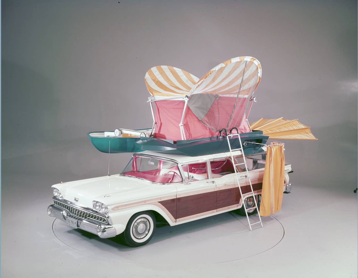 Should Ford Build a Mustang Station Wagon? A Modern Take on the Country ...