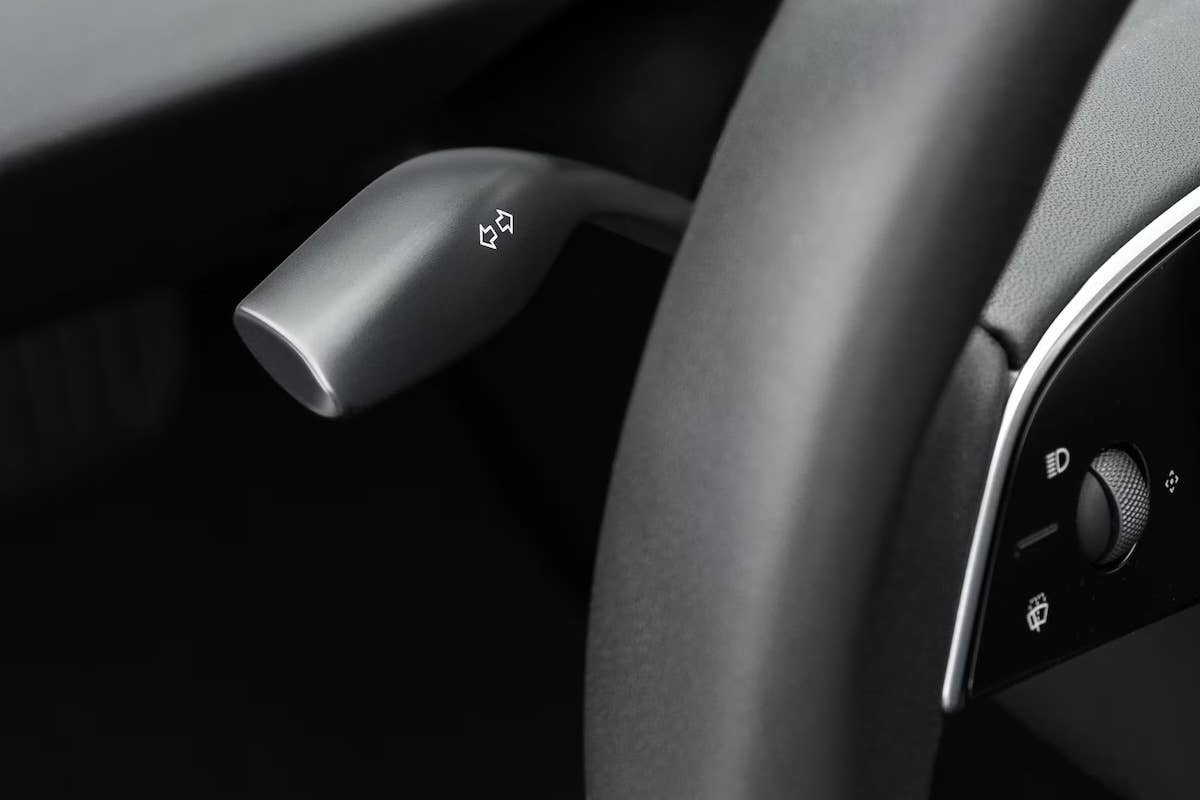 Tesla Model 3 turn signal stalk