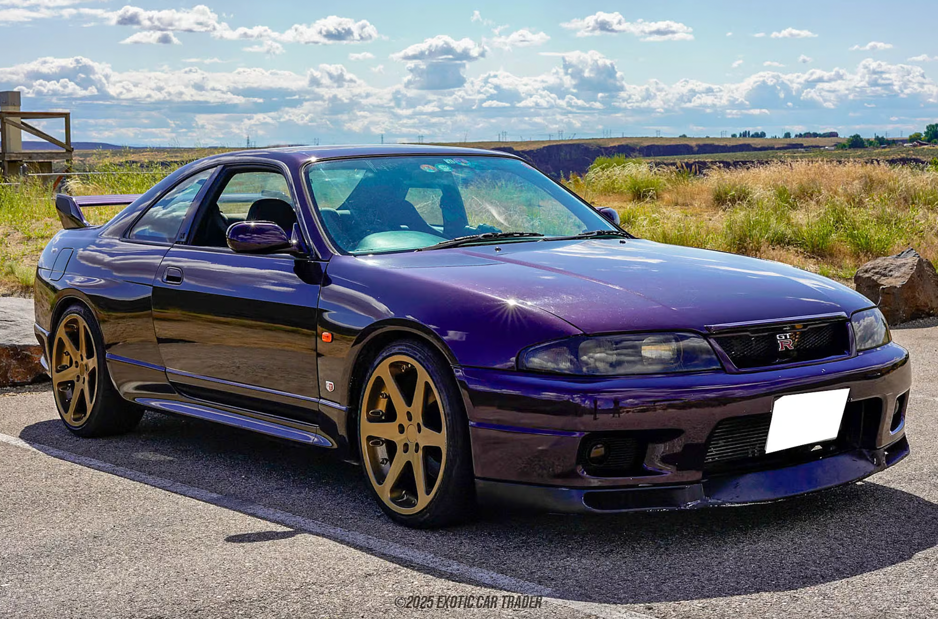 1995-nissan-skyline-gt-r.png